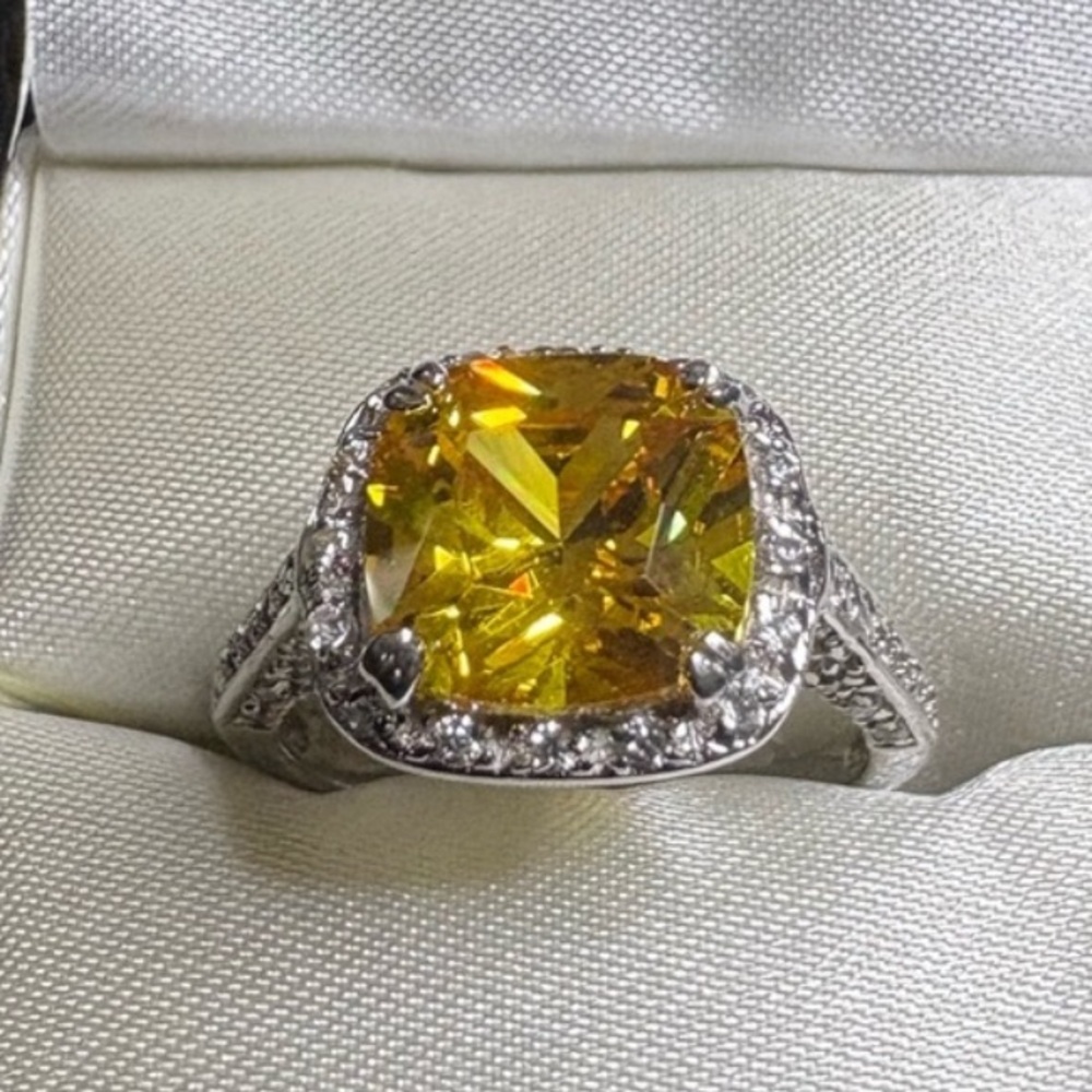Yellow CZ and Crystal accent 925 Sterling Silver Ring, Sz 8 1/4